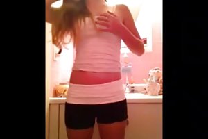 Wife makes her husband a blowjob in the case of buying a bath