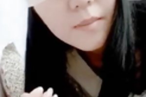 Lush chick with a good figure and passionately gave herself to a negro